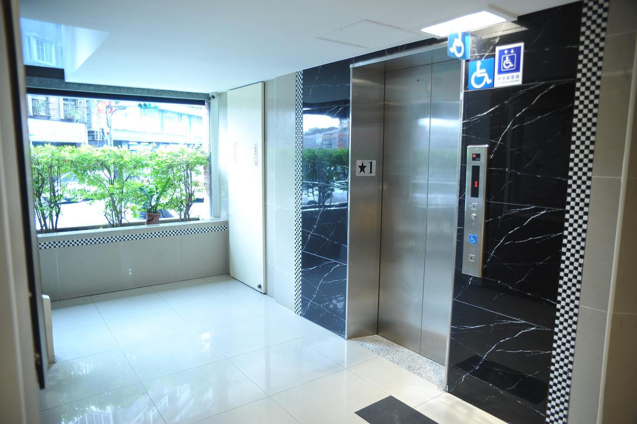 Great Family Hotel Taipei Exterior foto